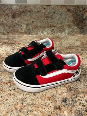 Vans Toddler 9 Red, Black & White Velcro Checkered Old Skool Skate Sneakers